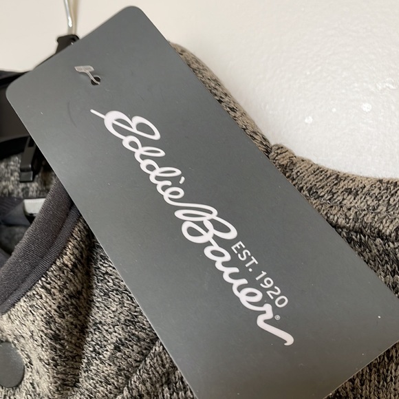 EDDIE BAUER est.1920 UNISEX NWT front snap closure pullover- easy wear size S - Picture 5 of 10